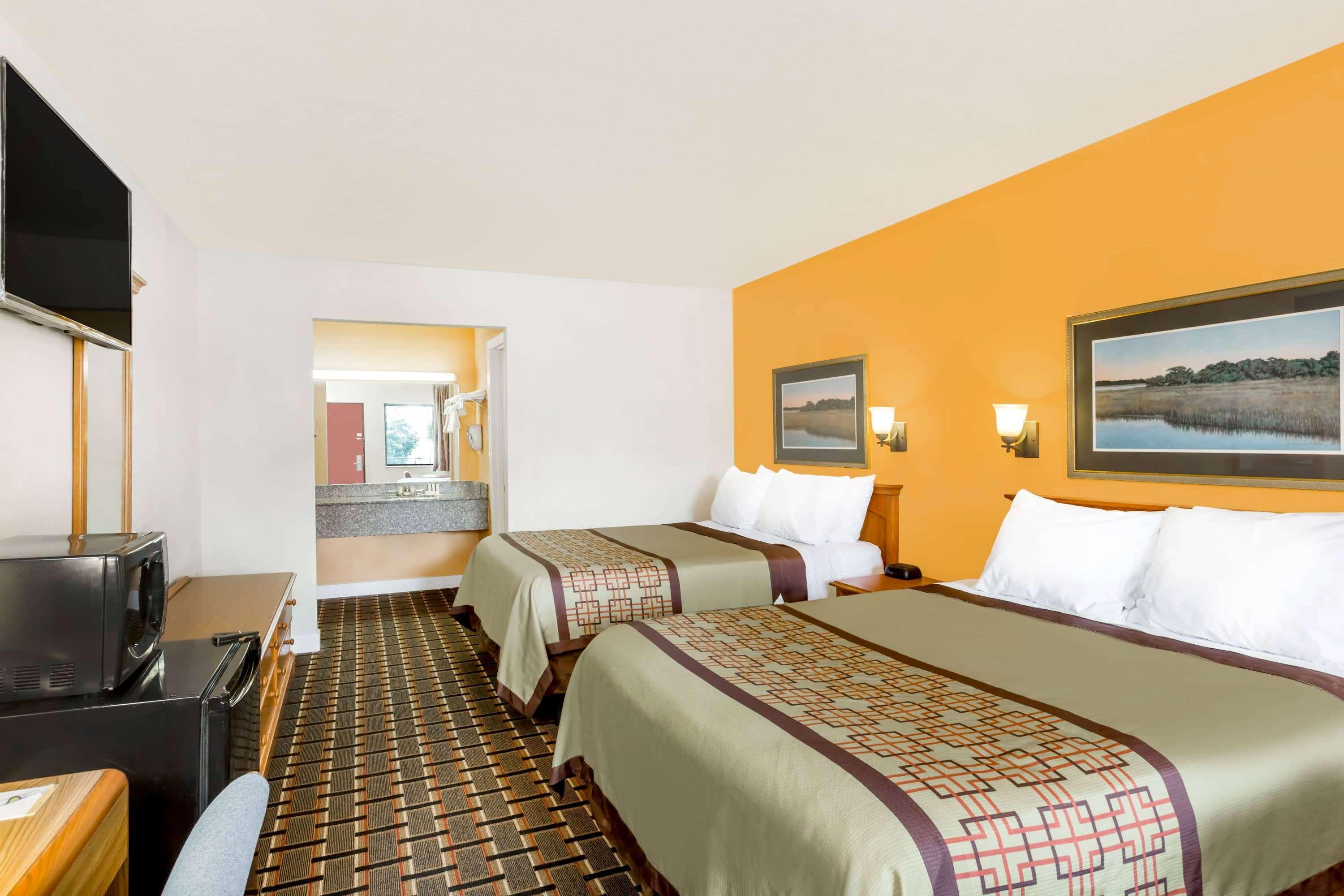 Days Inn By Wyndham Little River Kültér fotó